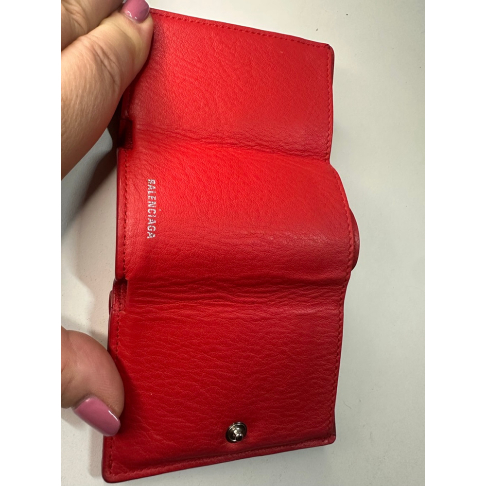 Women's BALENCIAGA Red Leather Envelope Wallet One Size - Picture 7 of 8